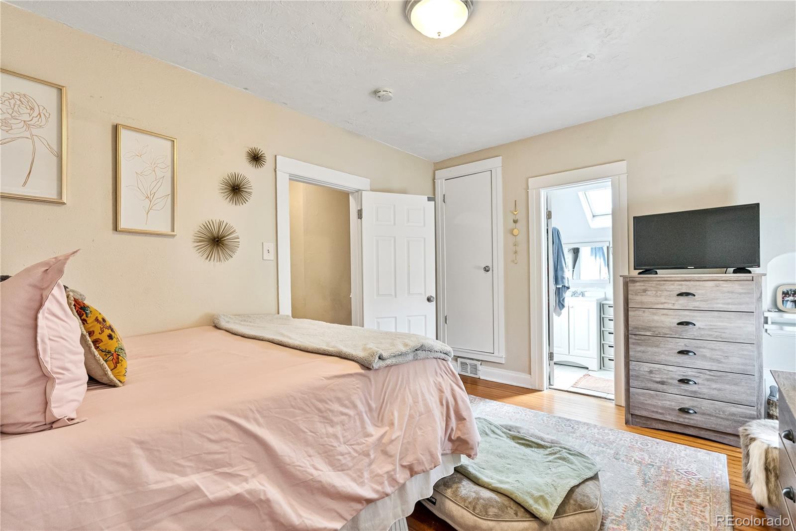 478 N Logan Street Denver CO 80203
