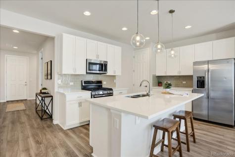 4683 S Nepal Way Aurora CO 80015