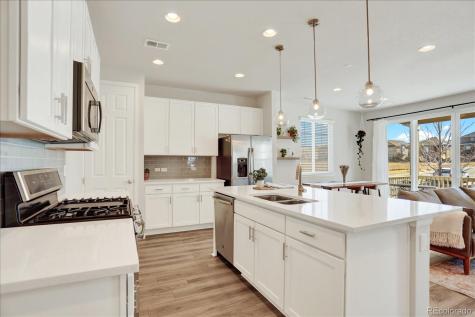 4683 S Nepal Way Aurora CO 80015