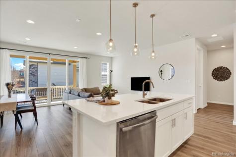 4683 S Nepal Way Aurora CO 80015