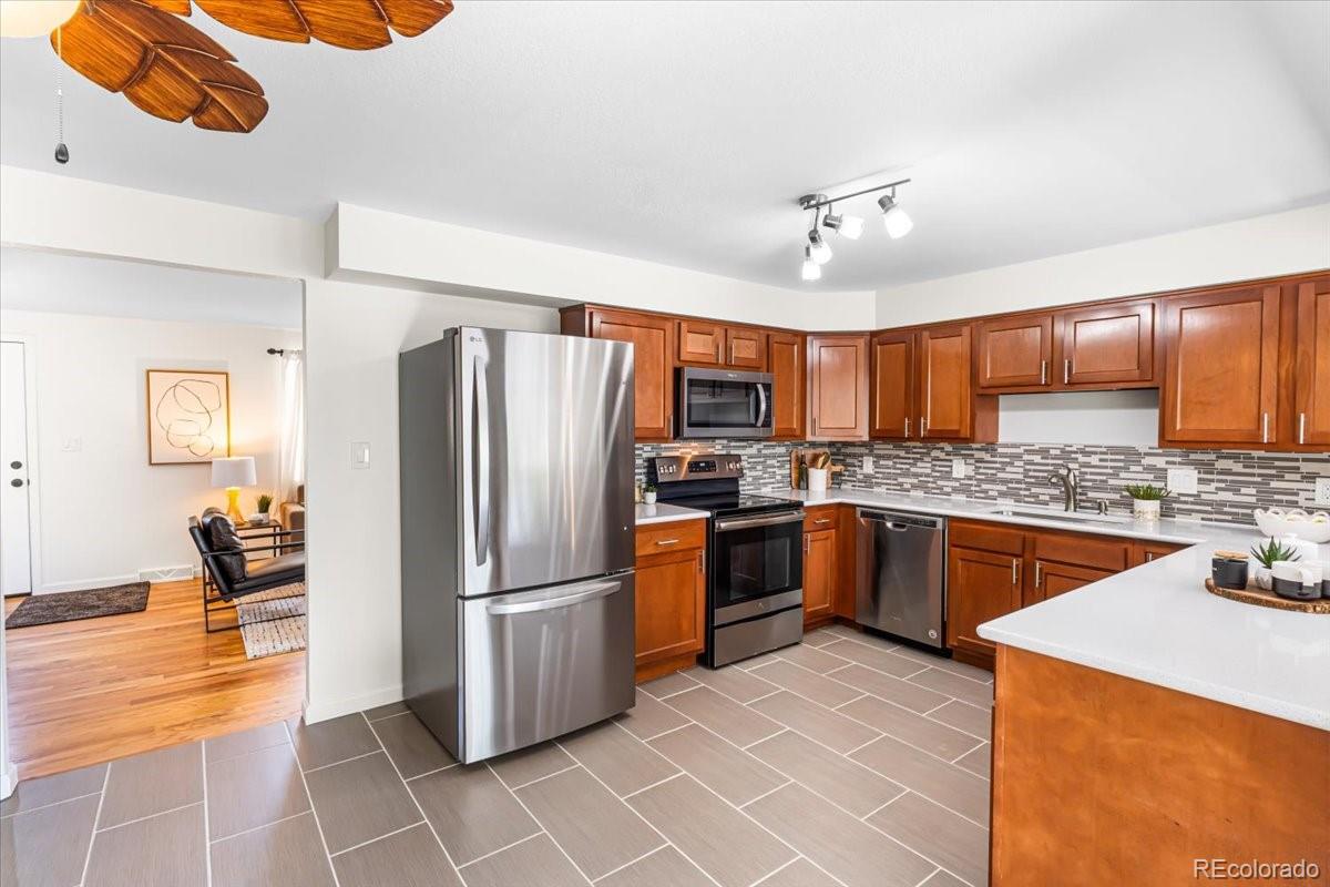 6764 Newland Street Arvada CO 80003