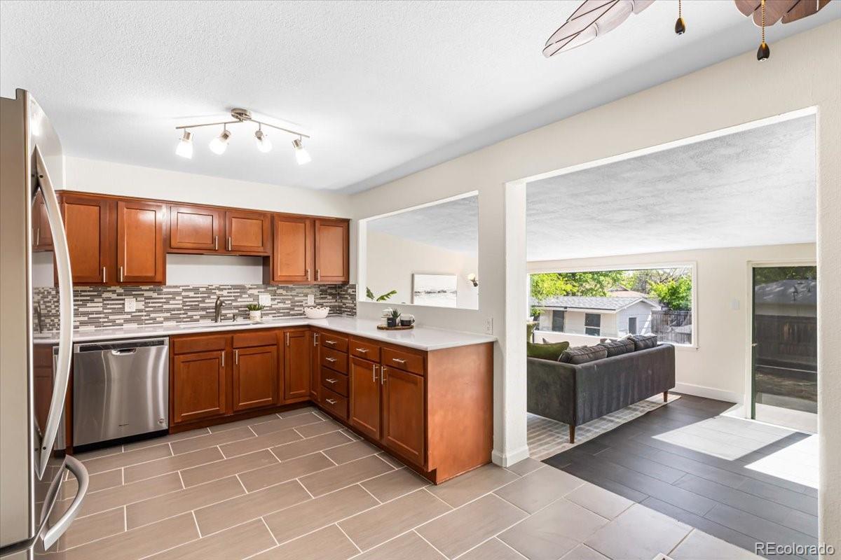 6764 Newland Street Arvada CO 80003