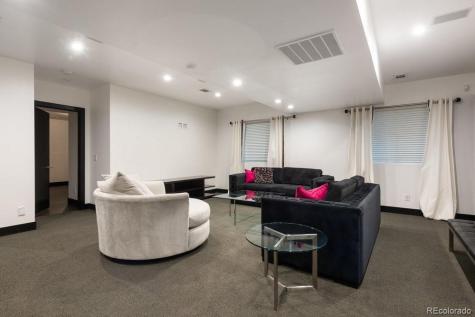 1927 S Grant Street Denver CO 80210