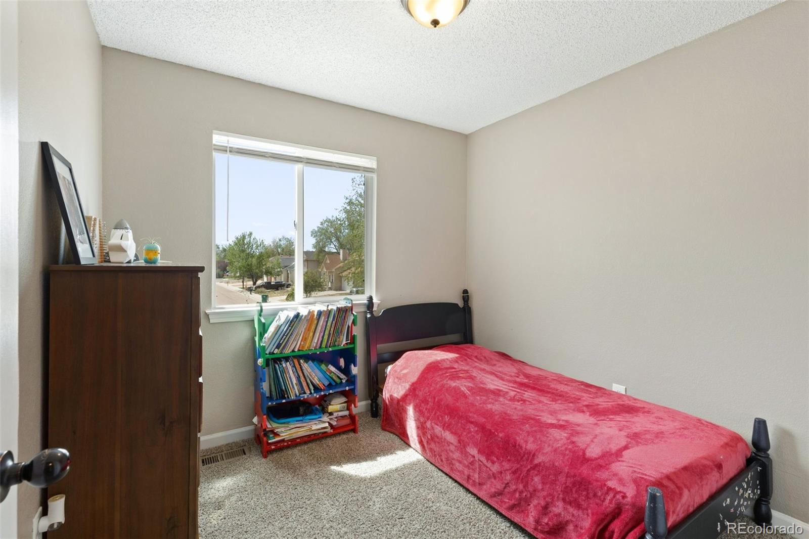 576 Lindstrom Drive Colorado Springs CO 80911