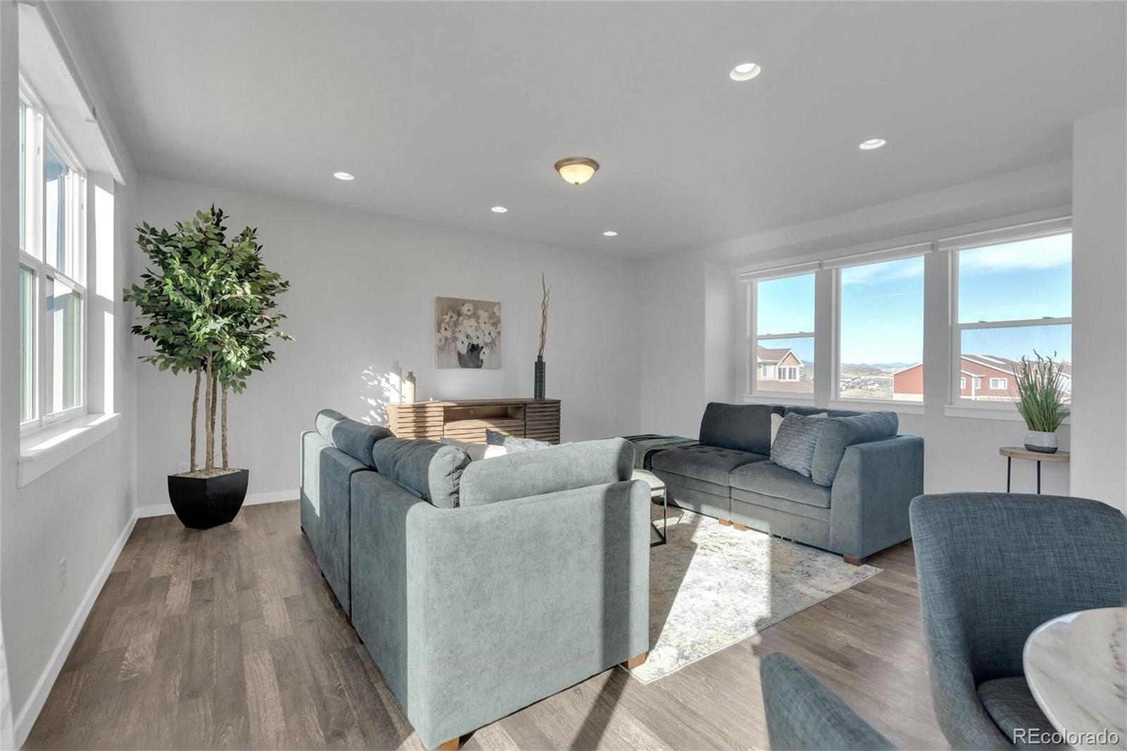 1852 Blue Oak Court Castle Rock CO 80104