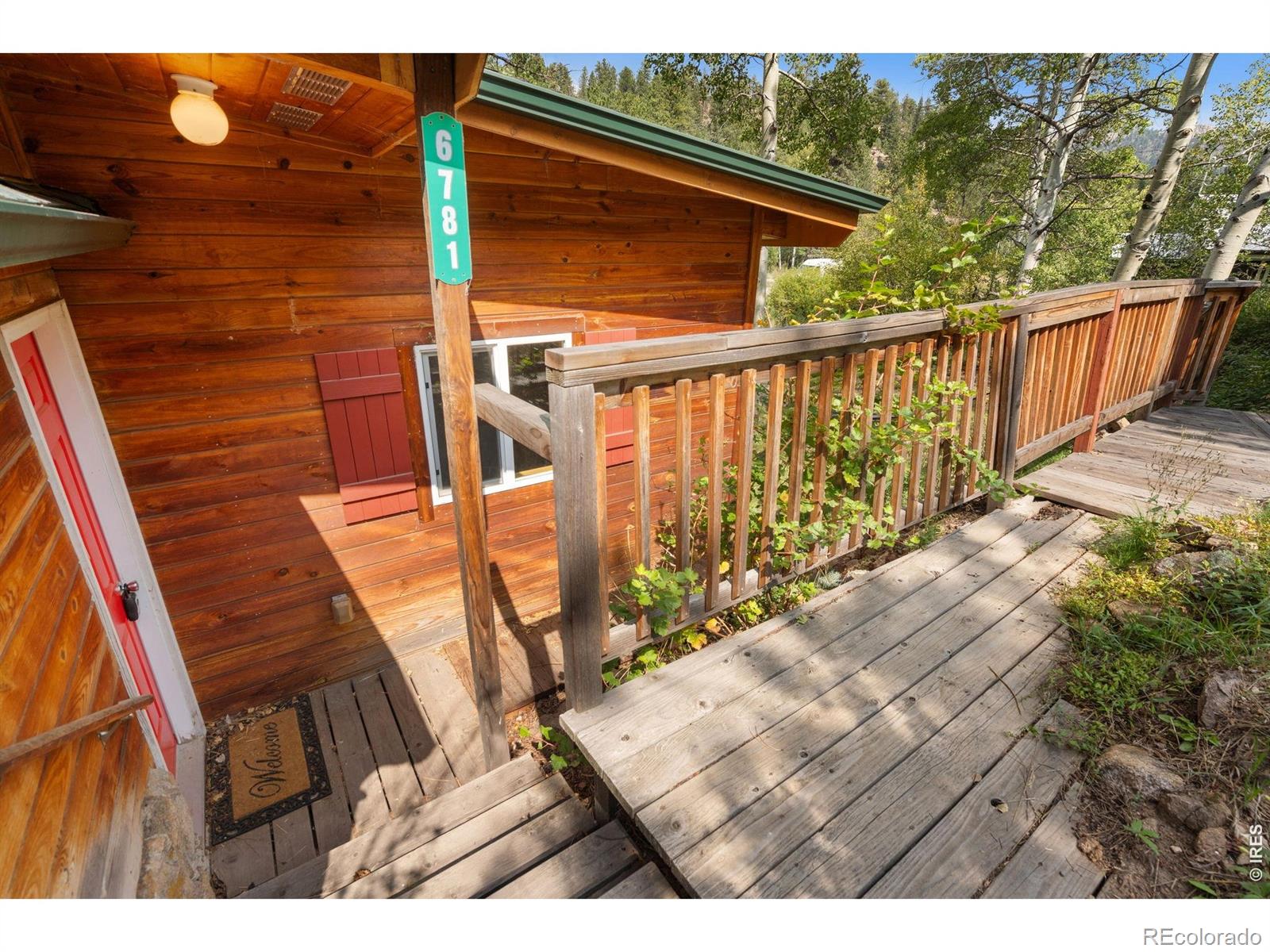 6781 County Road 43 Glen Haven CO 80532