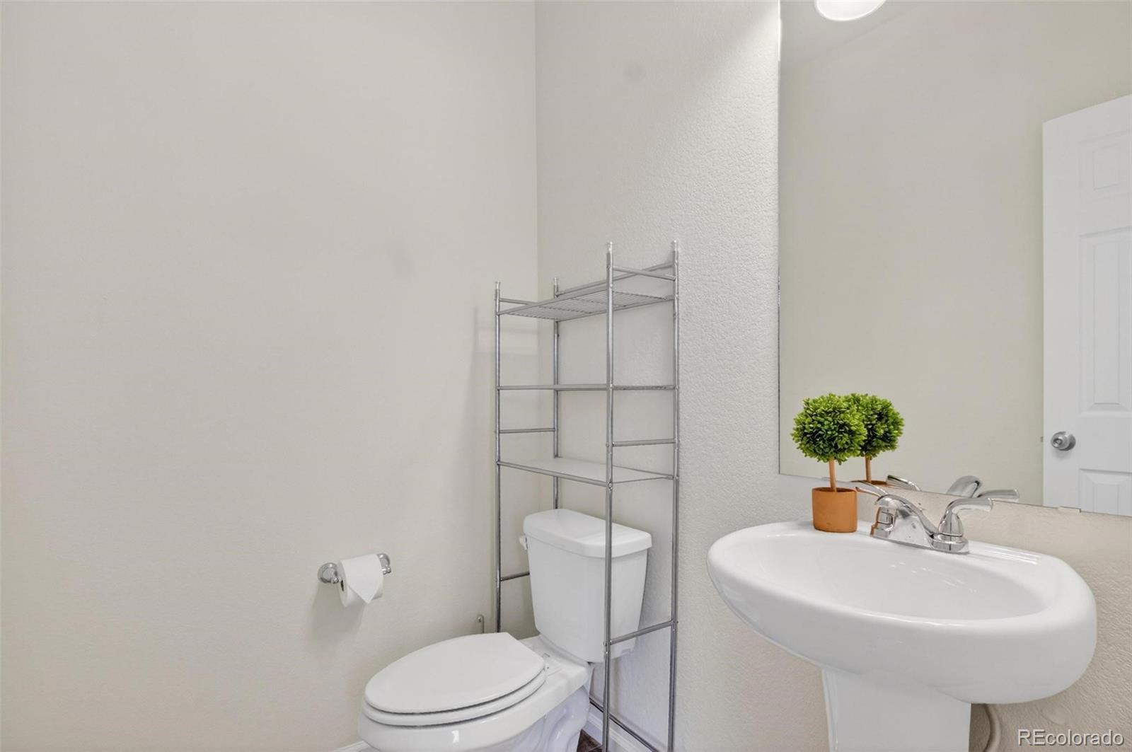 5557 Danube Street Denver CO 80249