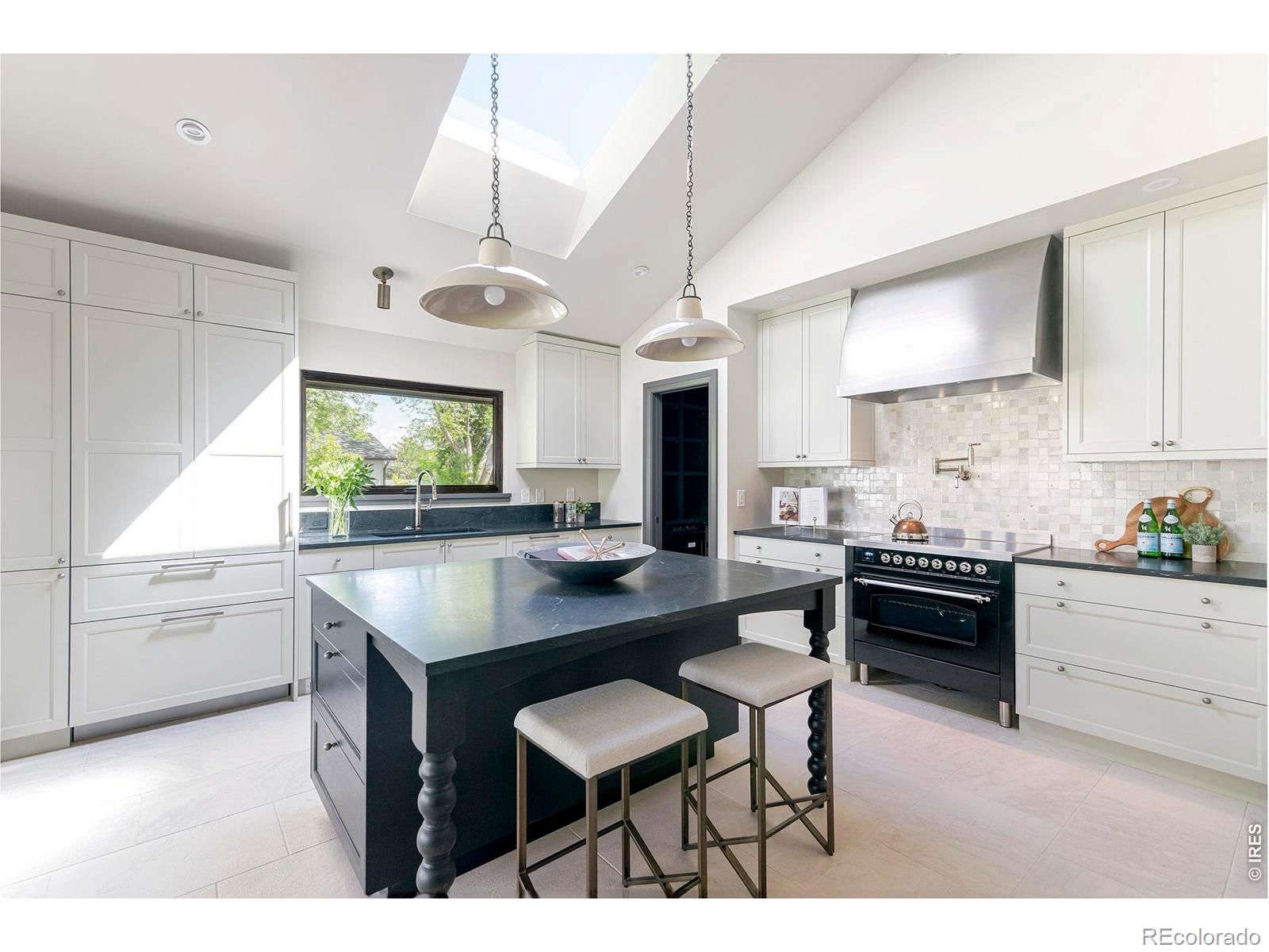 985 Saratoga Court Boulder CO 80303