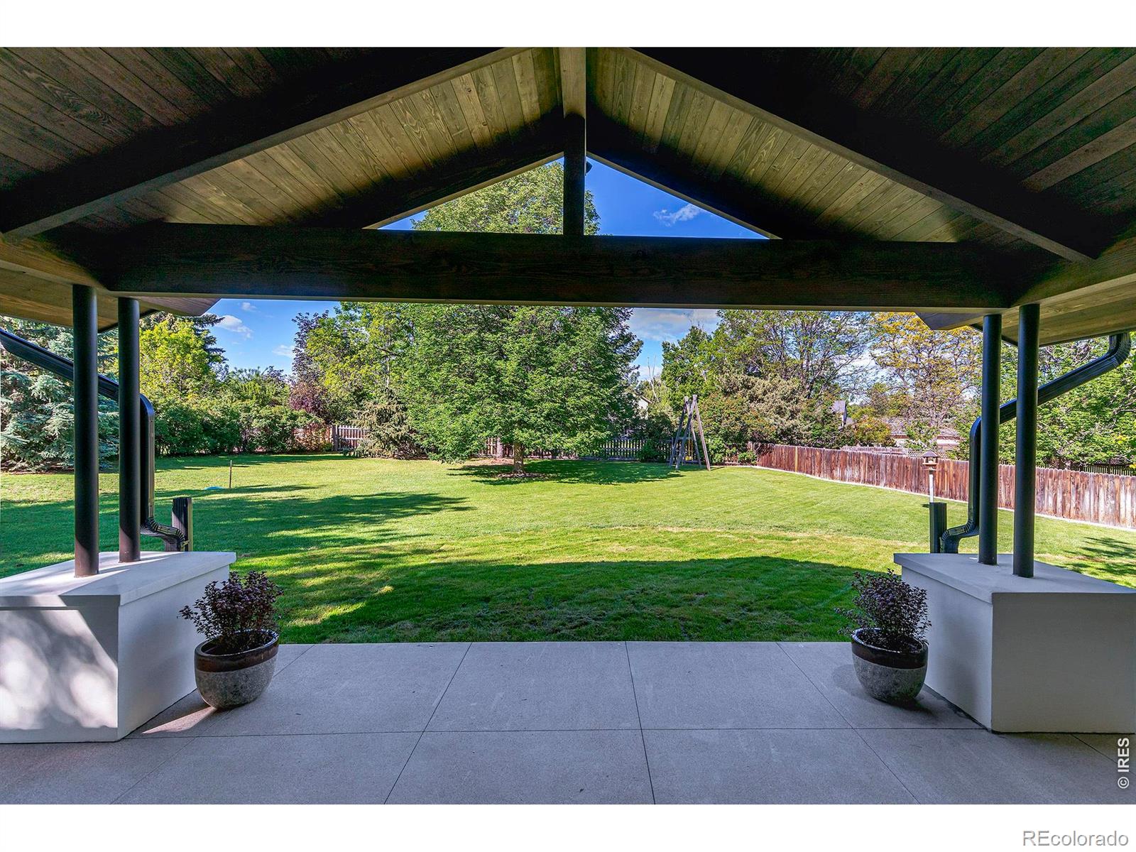 985 Saratoga Court Boulder CO 80303