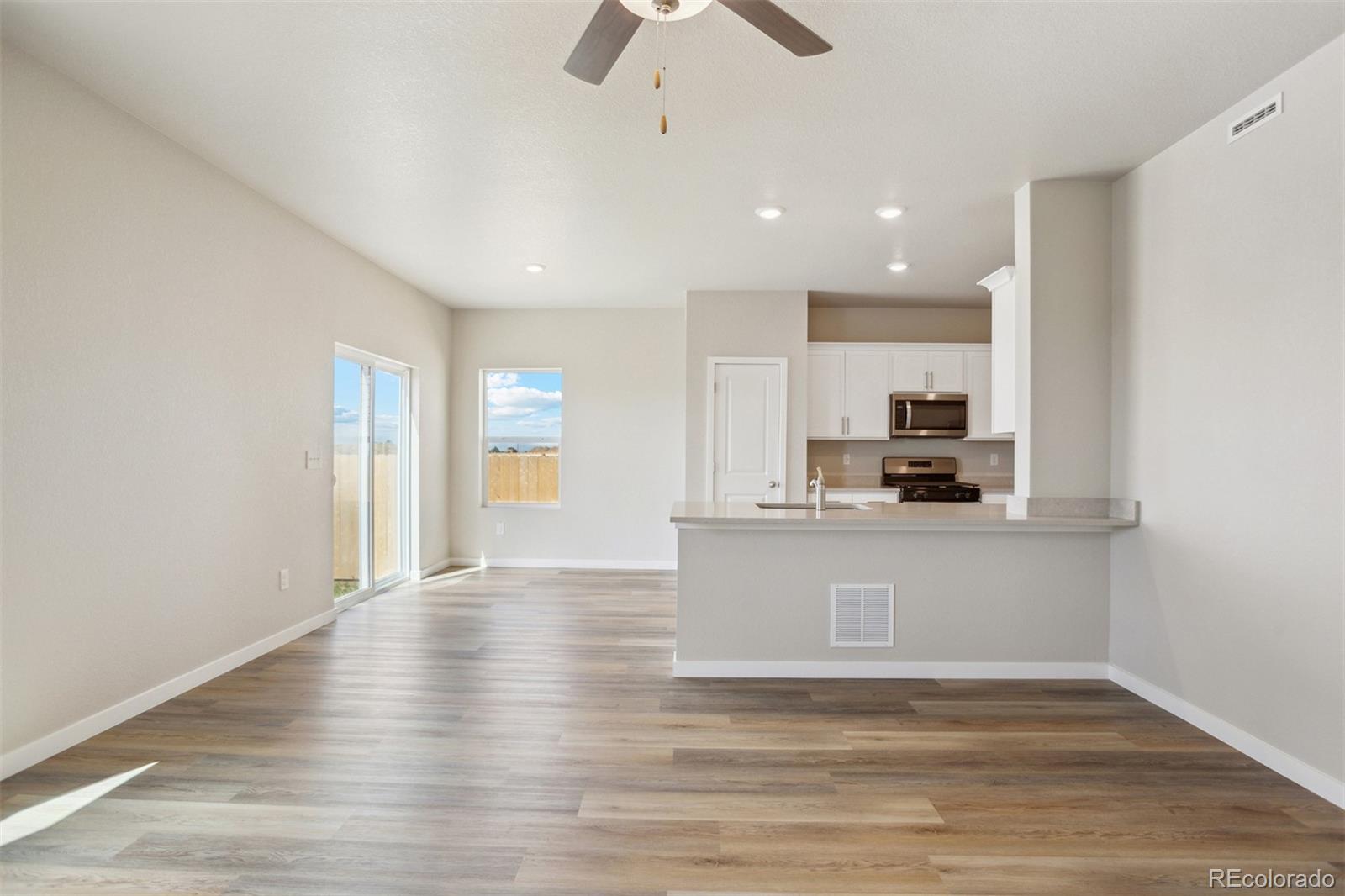 48245 Shetland Drive Bennett CO 80102