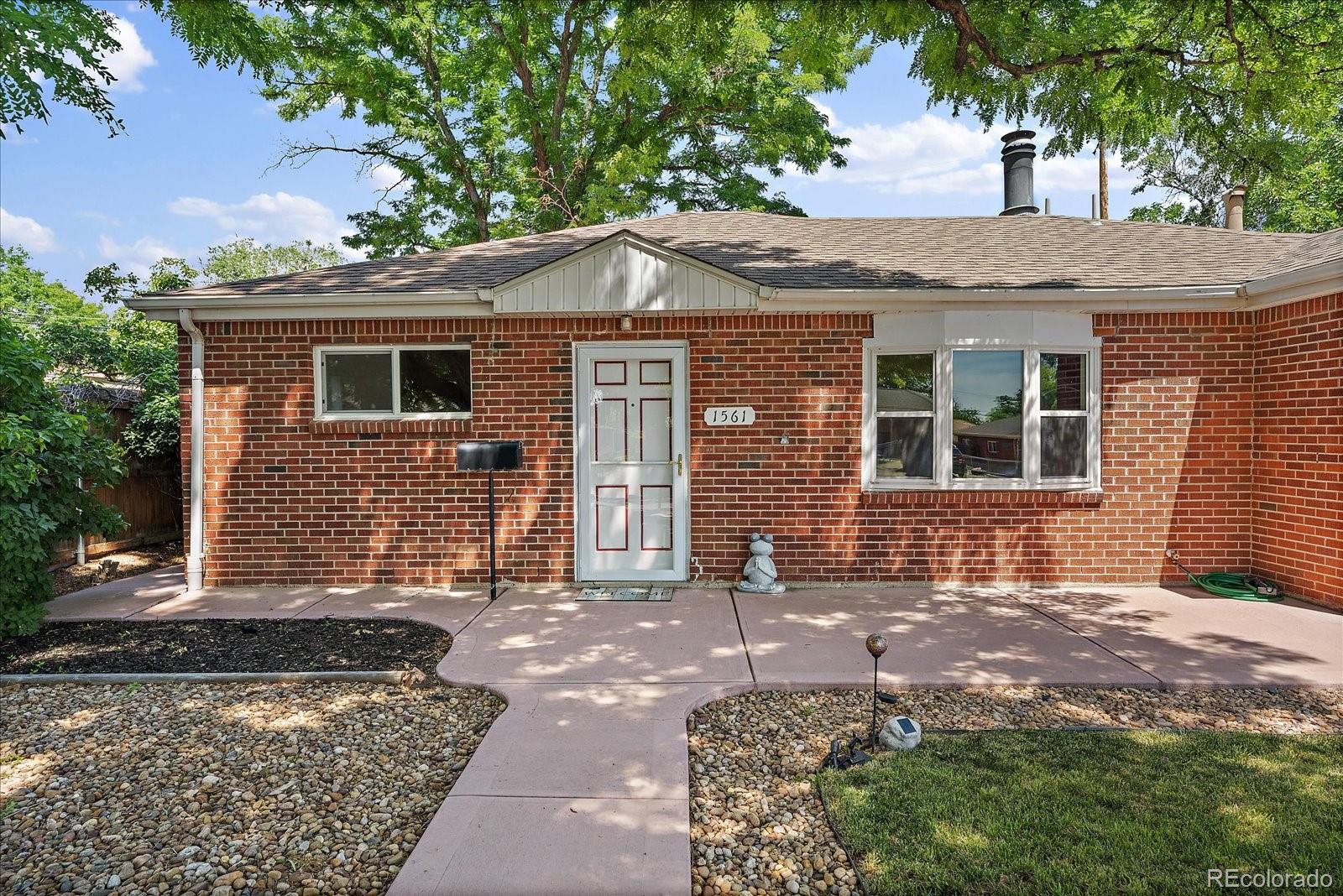1561 Phoenix Court Thornton CO 80229