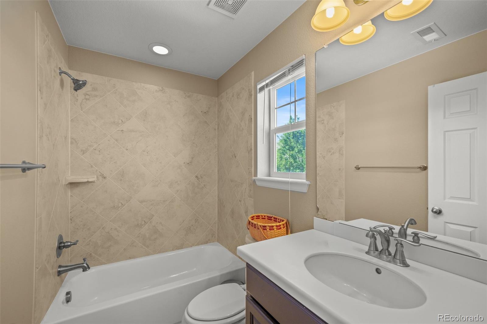 9862 W Rice Avenue Littleton CO 80123