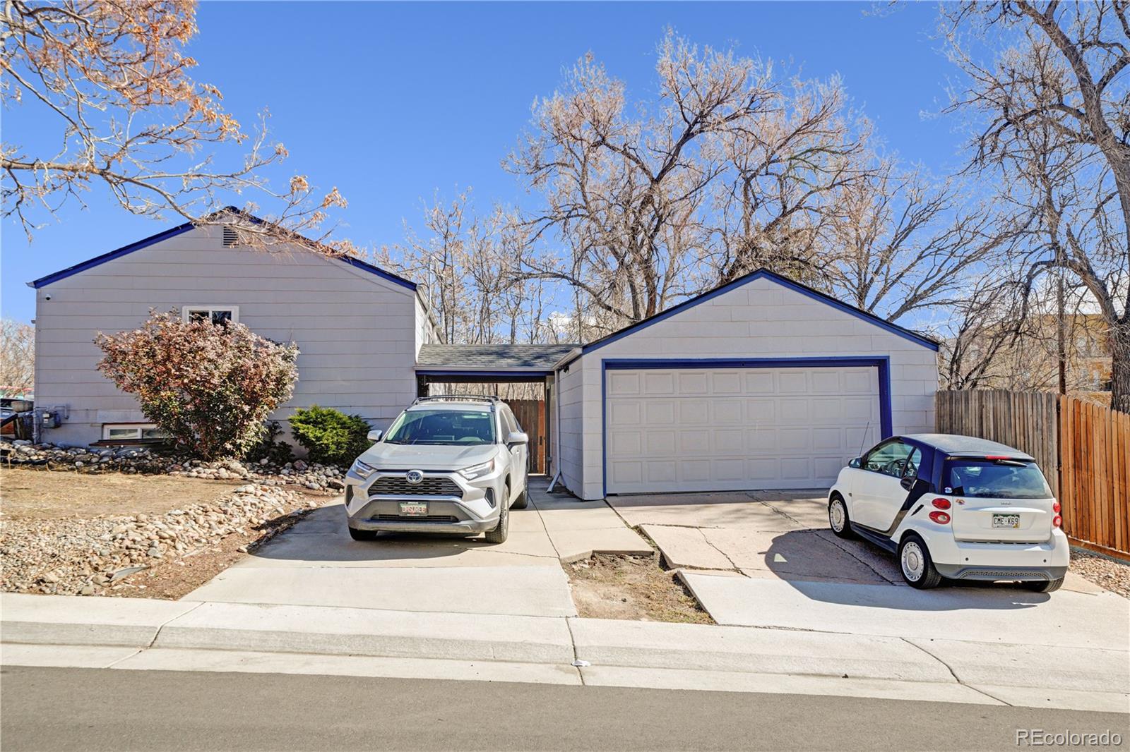 1698 W Hoye Place Denver CO 80223