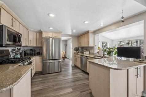2711 S Oakland Circle E Aurora CO 80014