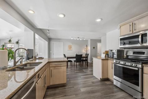 2711 S Oakland Circle E Aurora CO 80014