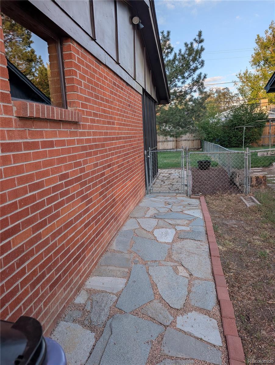 962 S Holly Street Denver CO 80246