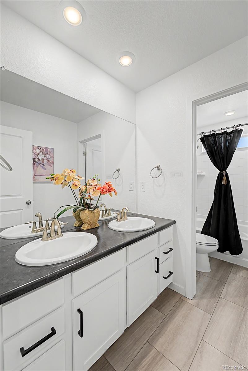 24781 E Tennessee Avenue Aurora CO 80018