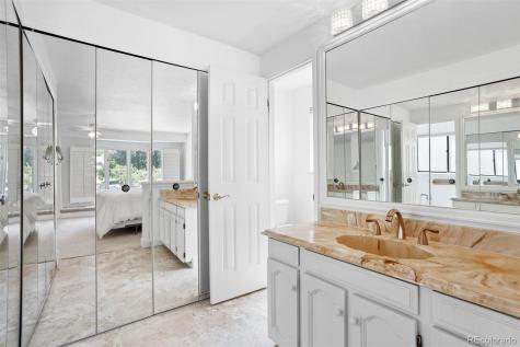 5562 E Caley Avenue Centennial CO 80121