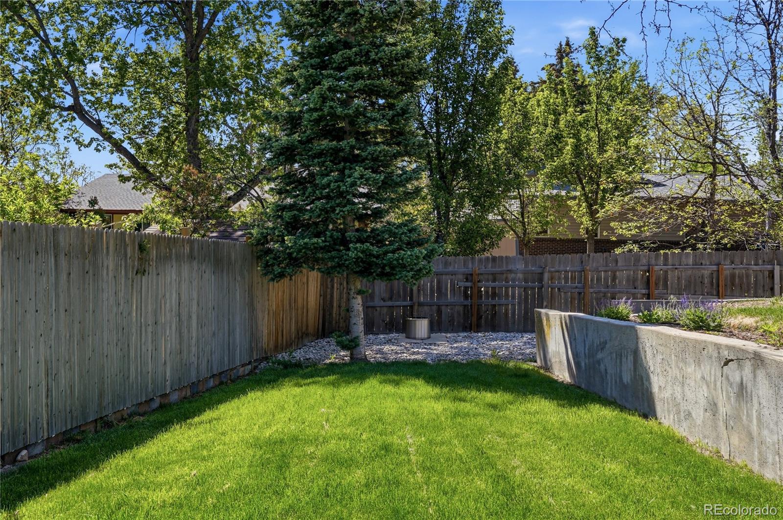 1556 S Xenon Court Lakewood CO 80228