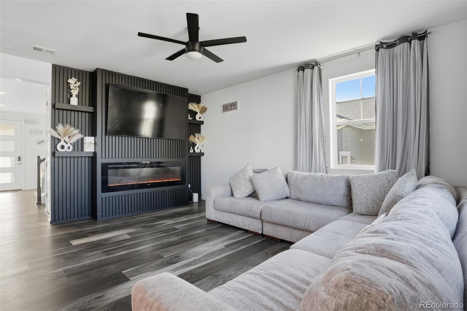 3963 Flat Rock Street Aurora CO 80019