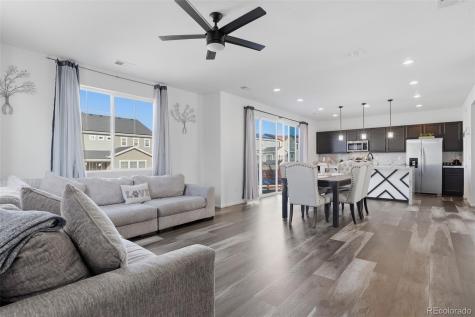 3963 Flat Rock Street Aurora CO 80019
