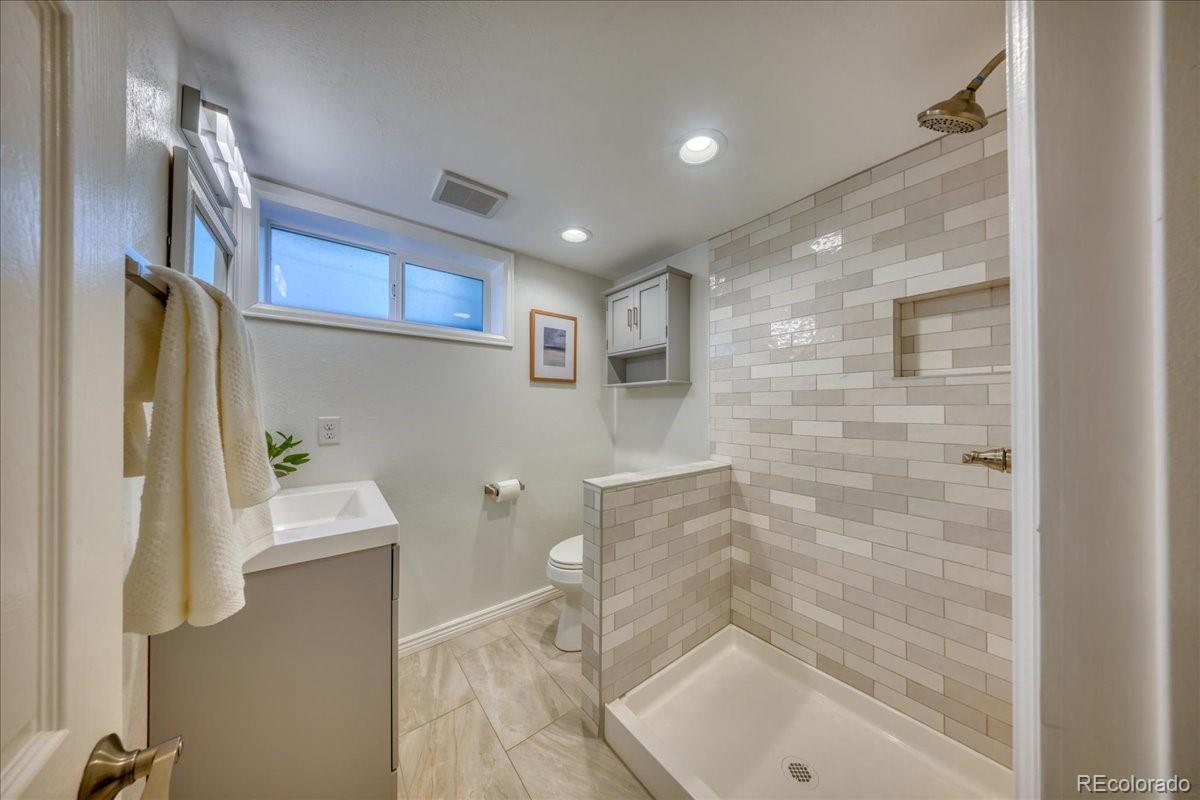 1476 S Elizabeth Street Denver CO 80210