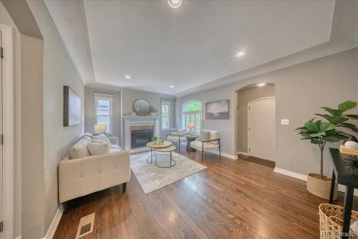 1476 S Elizabeth Street Denver CO 80210