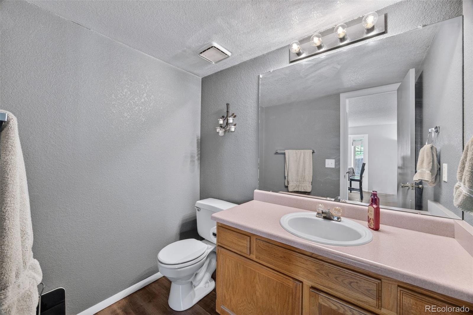 4052 S Kirk Way Aurora CO 80013