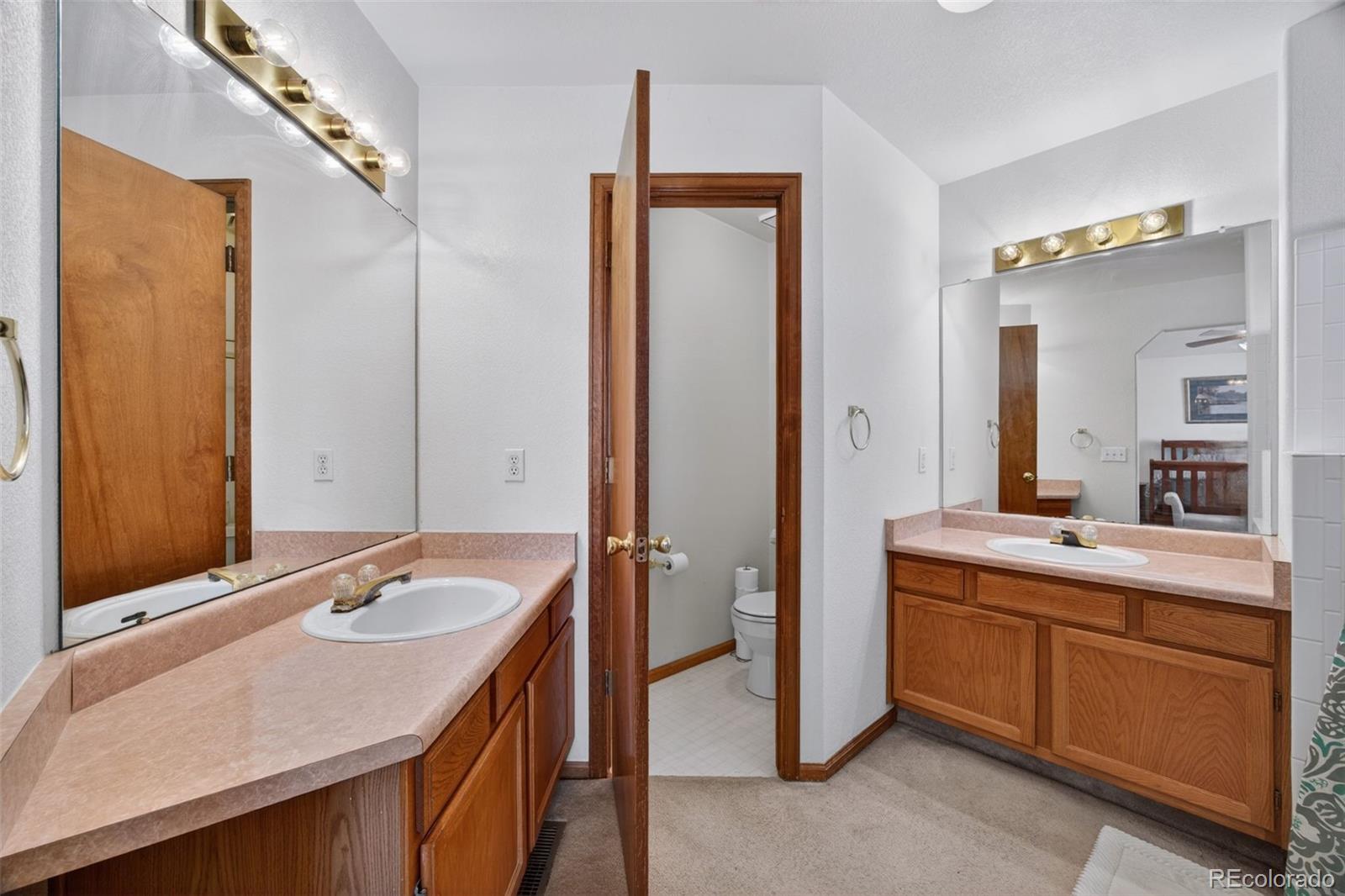 4052 S Kirk Way Aurora CO 80013