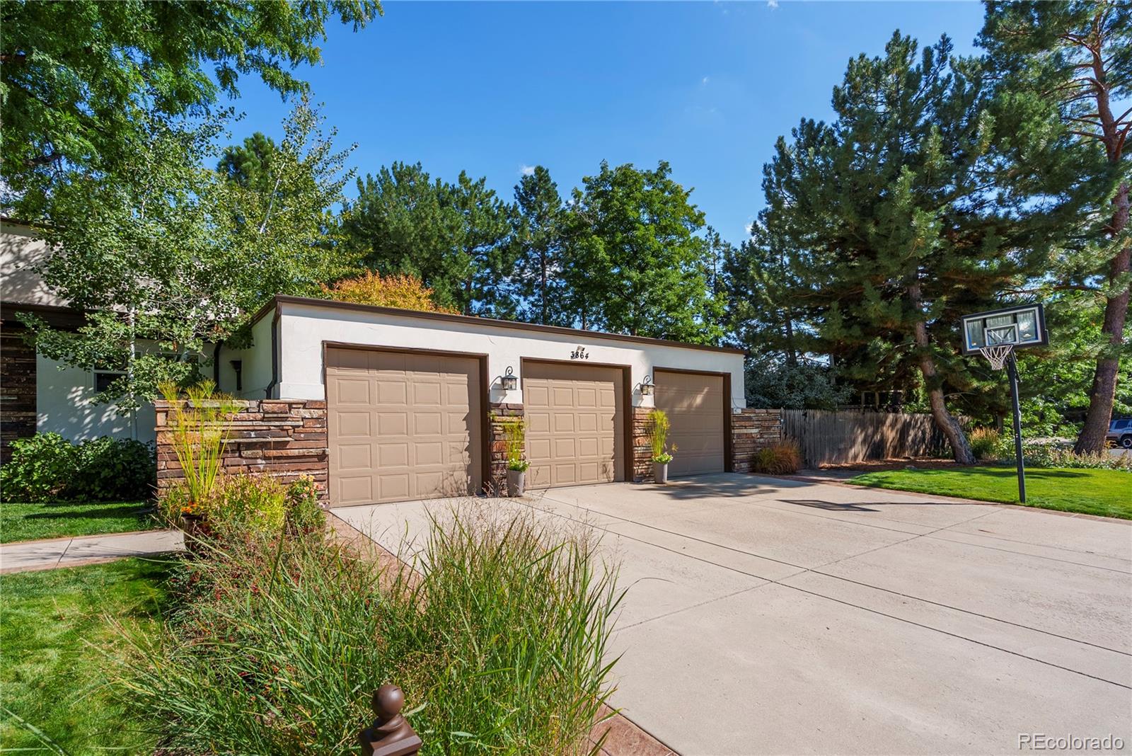 3864 S Quince Street Denver CO 80237