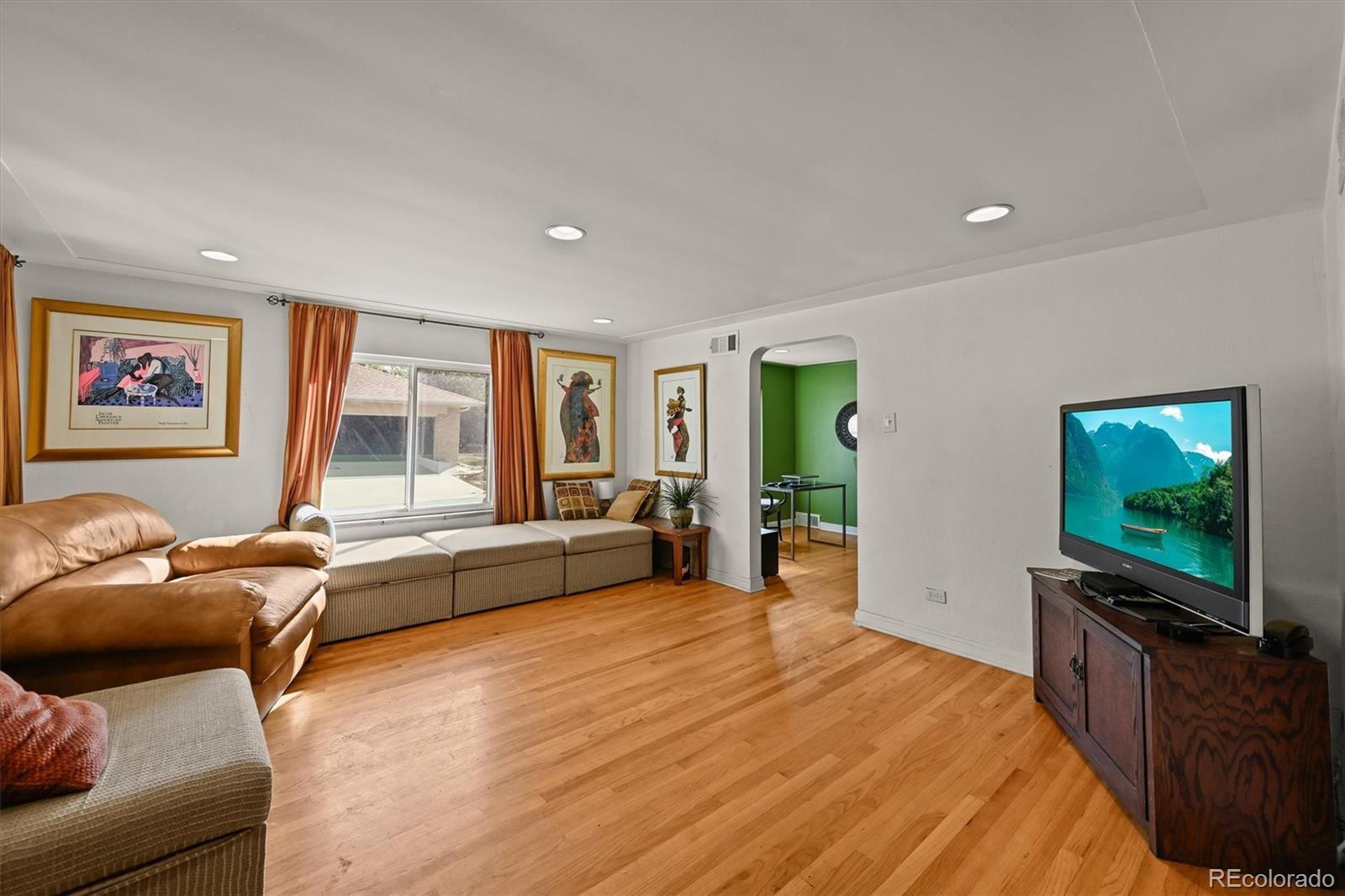 2901 Monaco Parkway Denver CO 80207