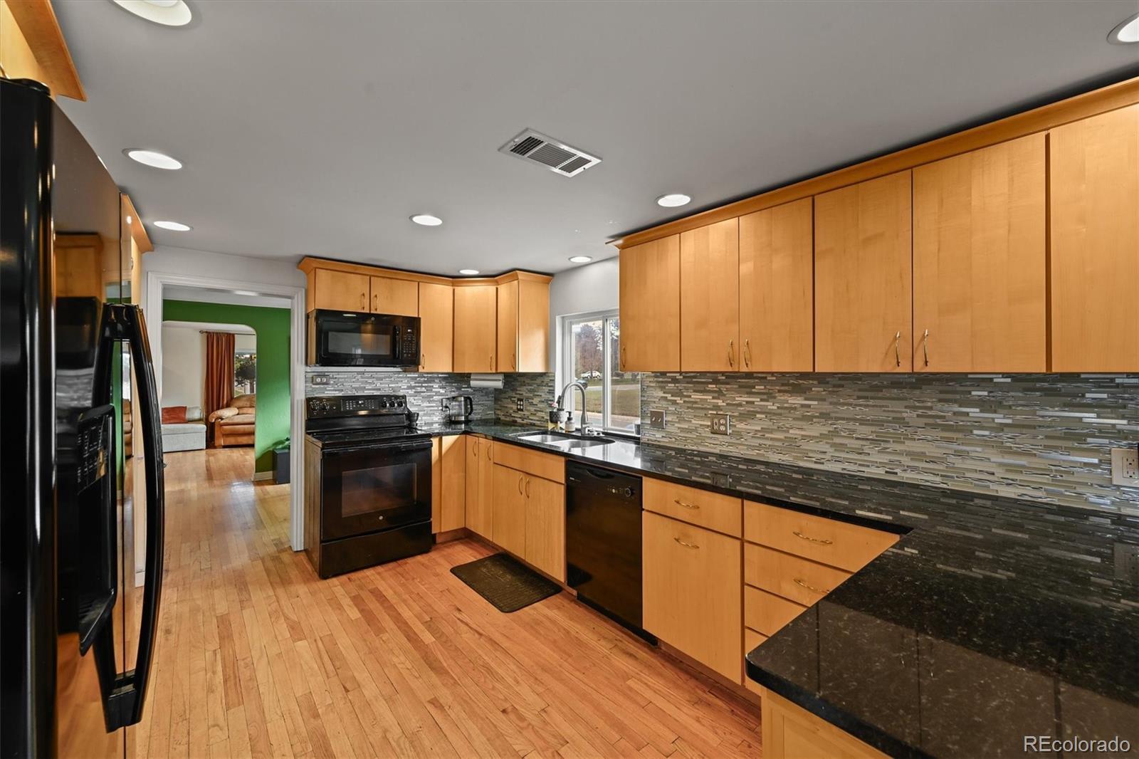 2901 Monaco Parkway Denver CO 80207