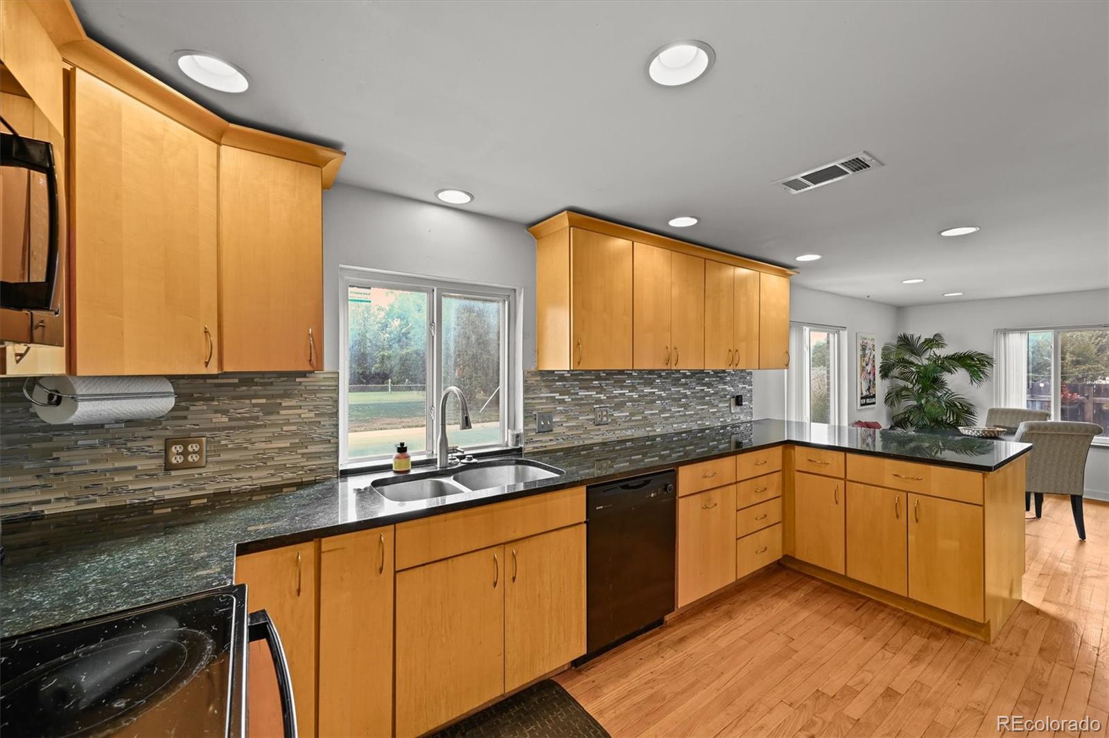 2901 Monaco Parkway Denver CO 80207