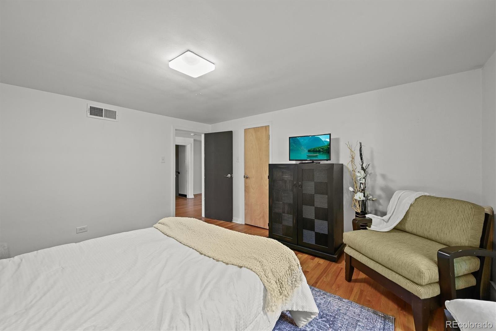 2901 Monaco Parkway Denver CO 80207