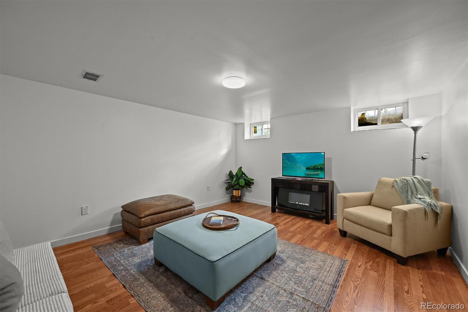 2901 Monaco Parkway Denver CO 80207