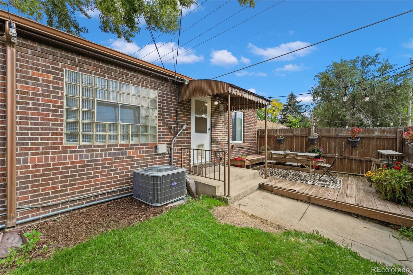 2901 Monaco Parkway Denver CO 80207