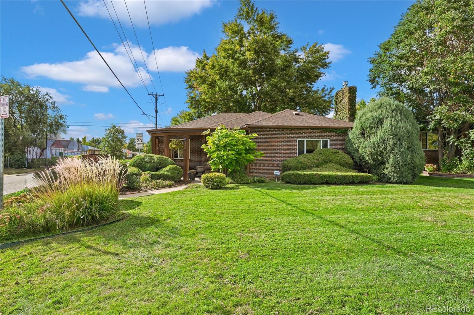 2901 Monaco Parkway Denver CO 80207