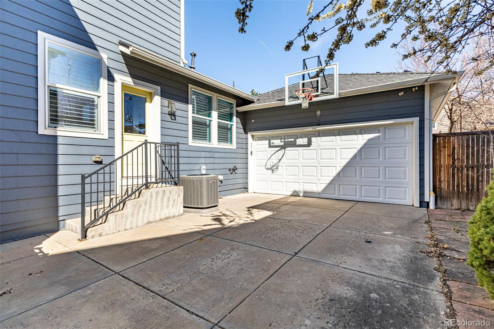 2860 Emporia Court Denver CO 80238