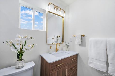 4625 Logan Street Denver CO 80216