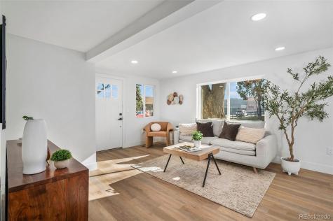 4625 Logan Street Denver CO 80216