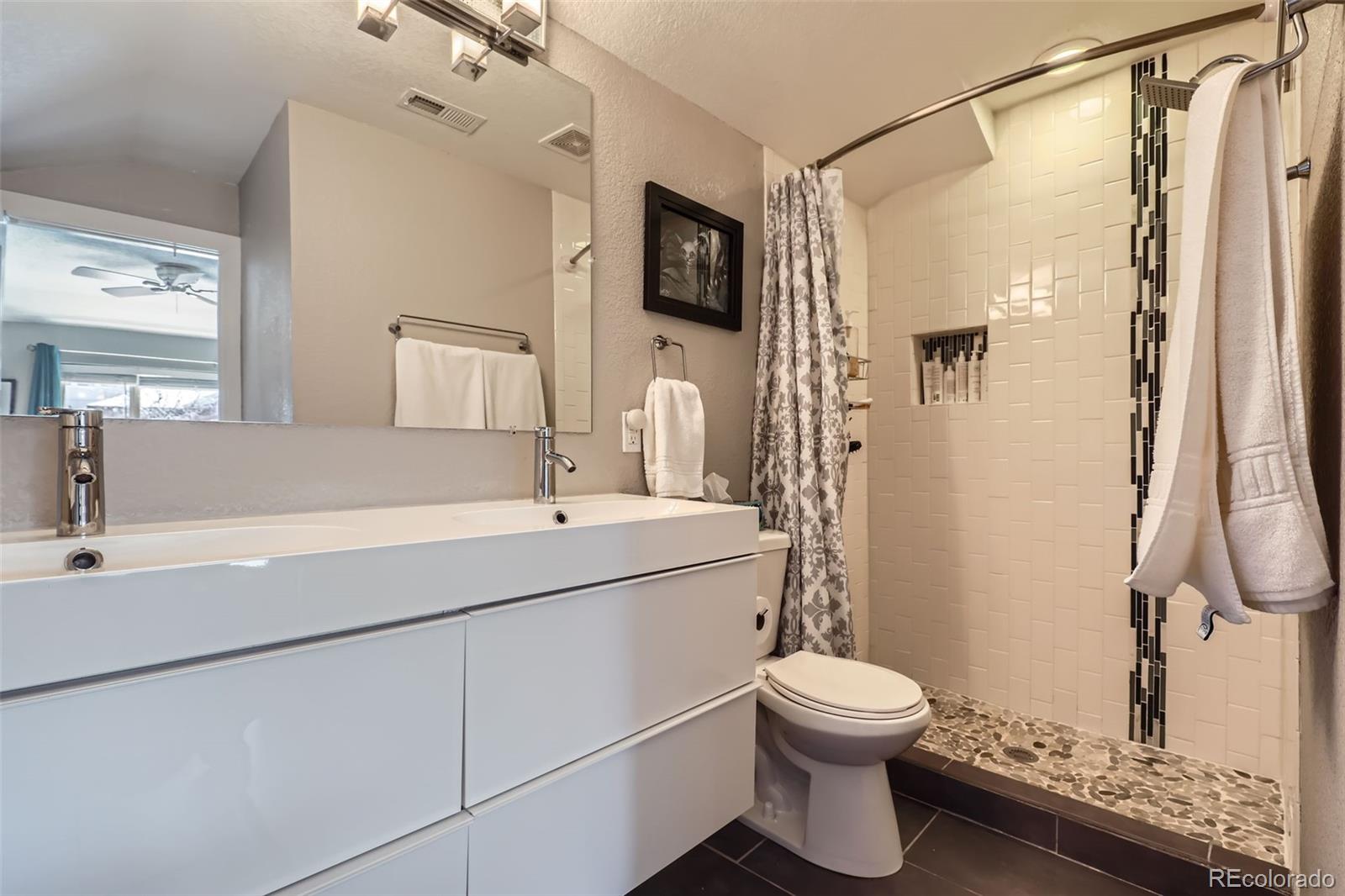 2901 N Glencoe Street Denver CO 80207