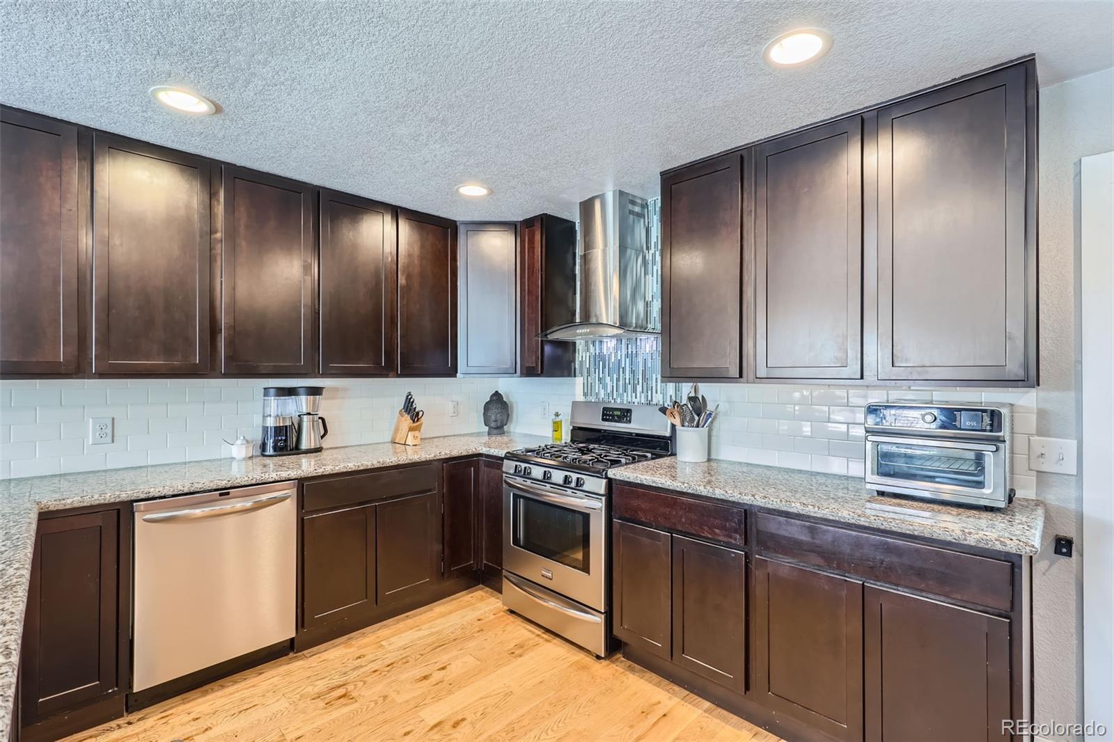2901 N Glencoe Street Denver CO 80207