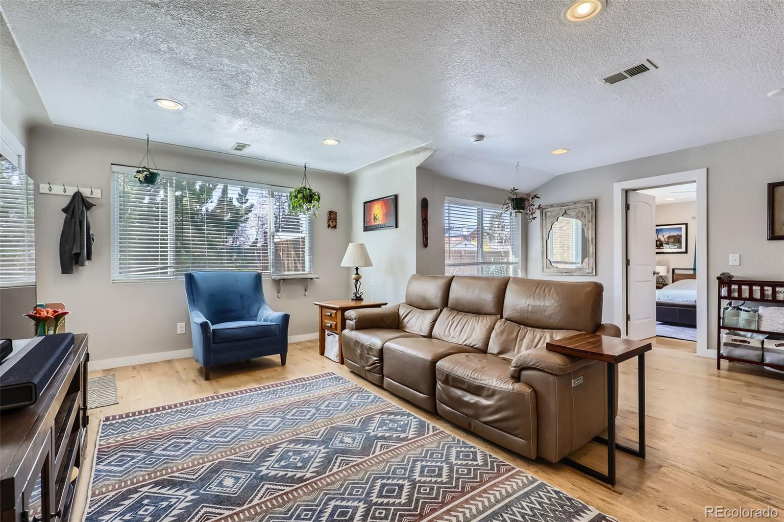 2901 N Glencoe Street Denver CO 80207