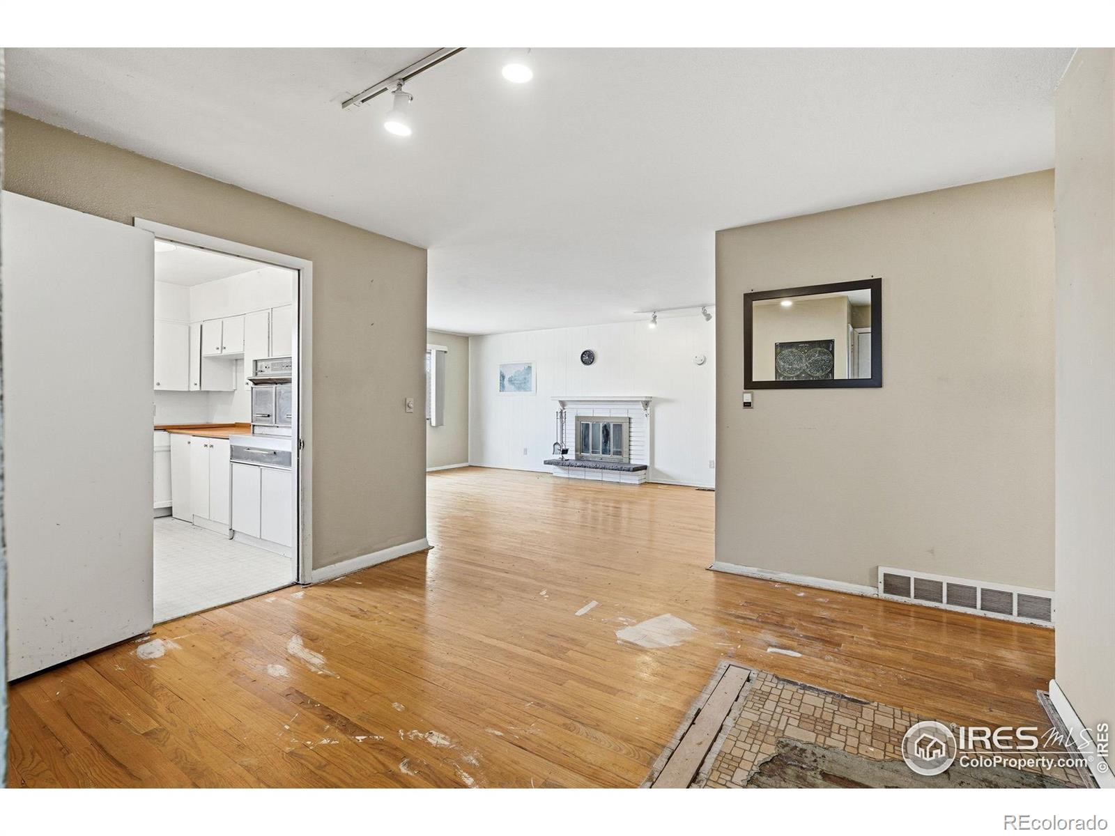 4595 Moorhead Avenue Boulder CO 80305