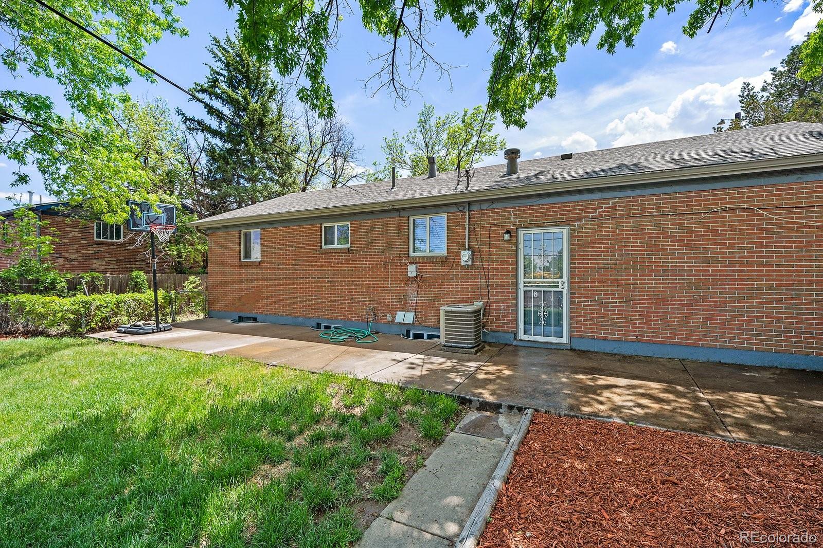 1541 E 119th Place Northglenn CO 80233