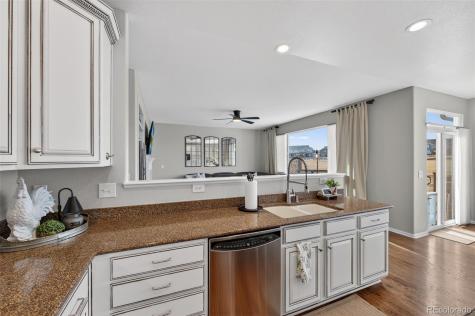 1667 S De Gaulle Way Aurora CO 80018