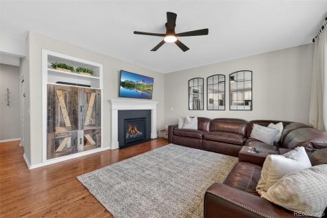 1667 S De Gaulle Way Aurora CO 80018