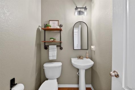 1667 S De Gaulle Way Aurora CO 80018