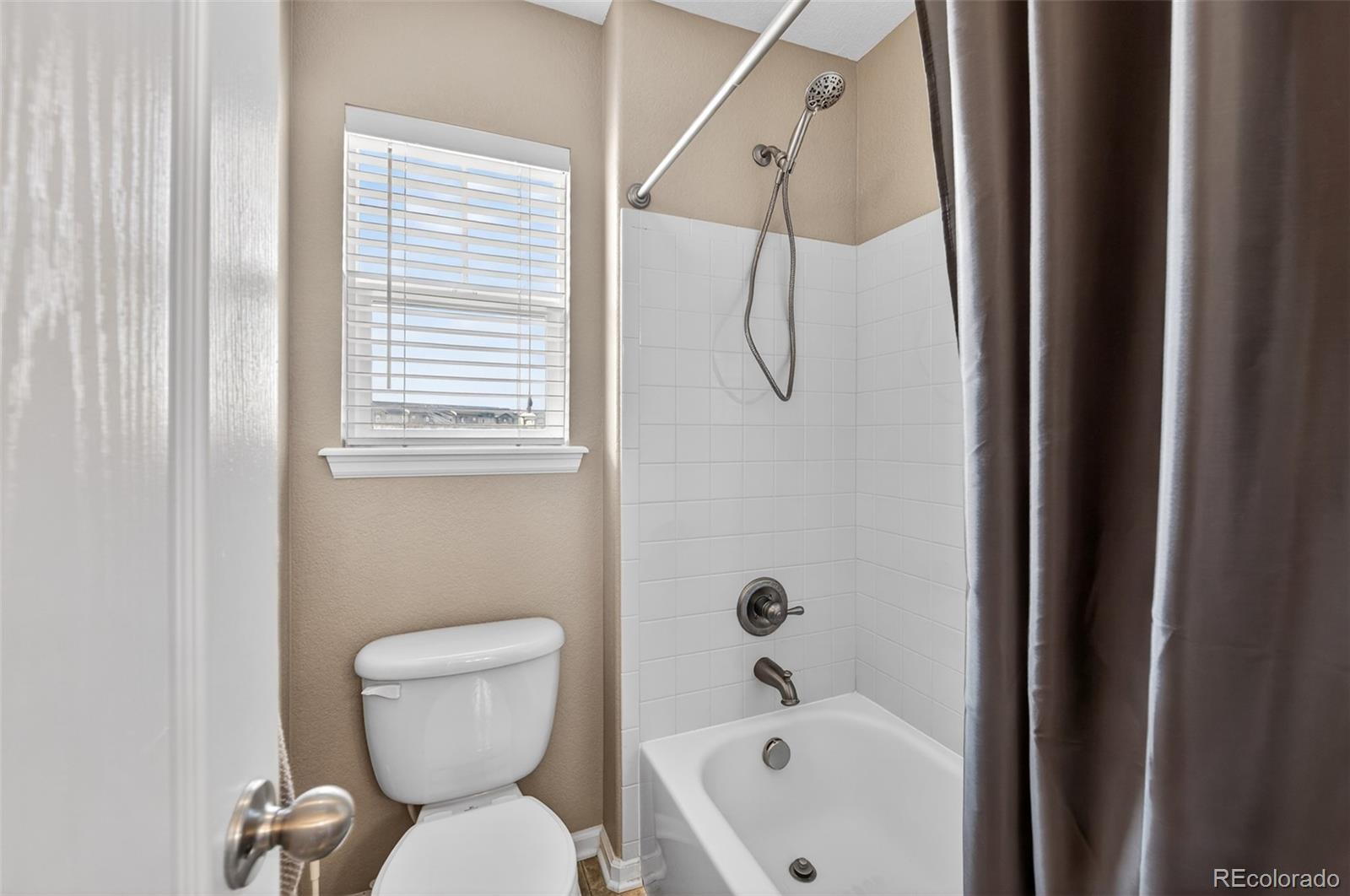 1667 S De Gaulle Way Aurora CO 80018