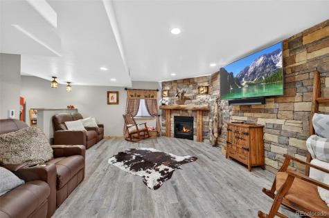 1667 S De Gaulle Way Aurora CO 80018